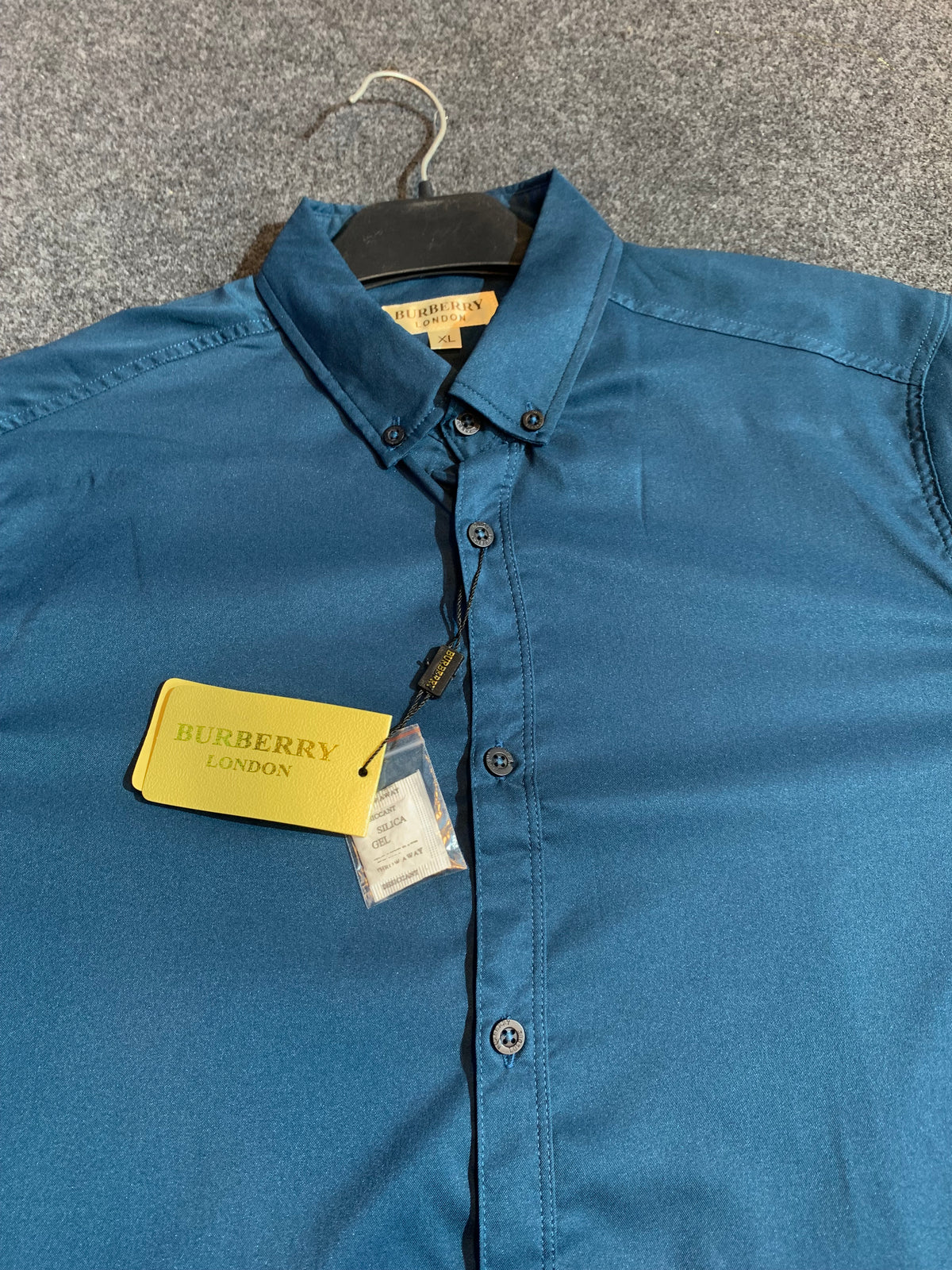 Burberry solid shirt - photo 7 | OutFitT Sylhet