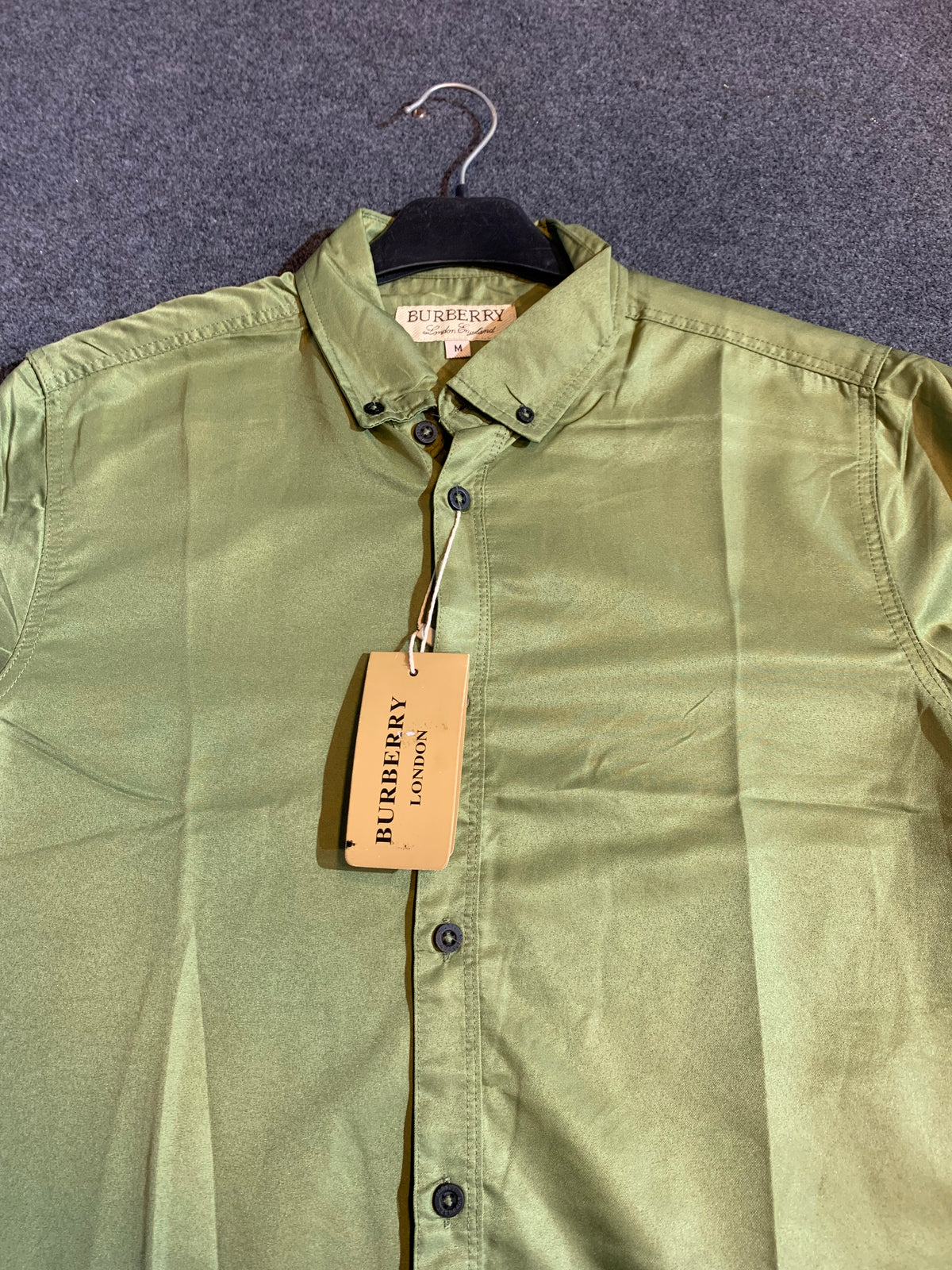 Burberry solid shirt - photo 3 | OutFitT Sylhet